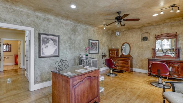 Standalone Commercial Cottage: 2437 Old Eureka Way, Redding, CA 96001
